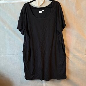 Elegant Black Midi Dress